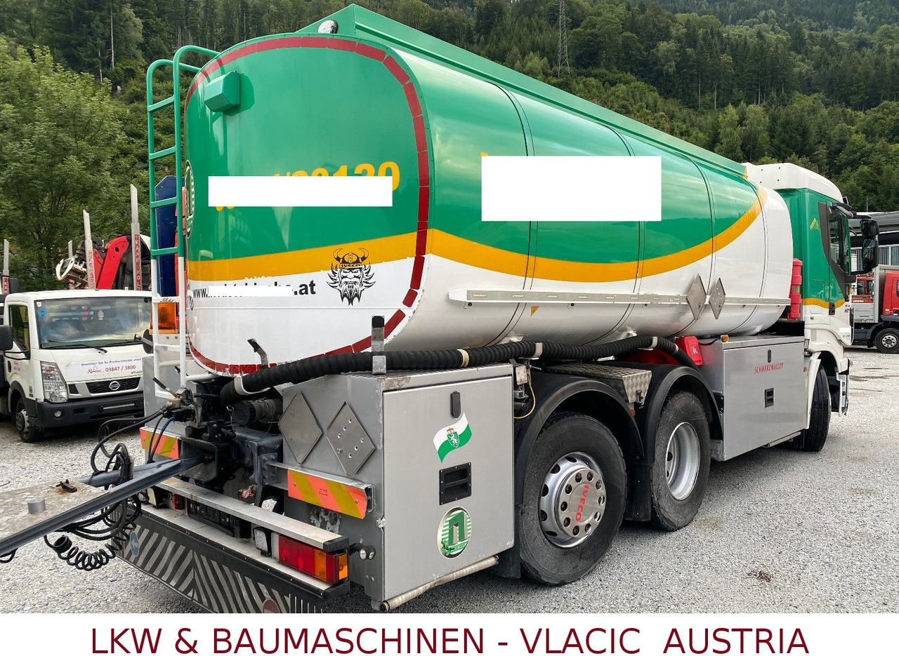 Iveco Stralis 460 Schwarzmüller Benz/Diesel Kompletzug - Kamion cisterna: slika 4 Iveco Stralis 460 Schwarzmüller Benz/Diesel Kompletzug - Kamion cisterna: slika 4