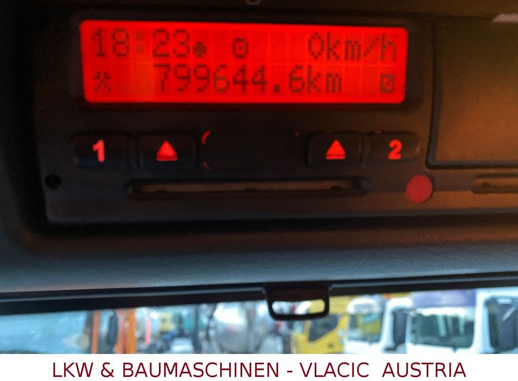 MAN TGS 26.400 Gastankwagen mit Pumpe und Wage22000L MAN TGS 26.400 Gastankwagen mit Pumpe und Wage22000L - Kamion cisterna: slika 3 MAN TGS 26.400 Gastankwagen mit Pumpe und Wage22000L MAN TGS 26.400 Gastankwagen mit Pumpe und Wage22000L - Kamion cisterna: slika 3