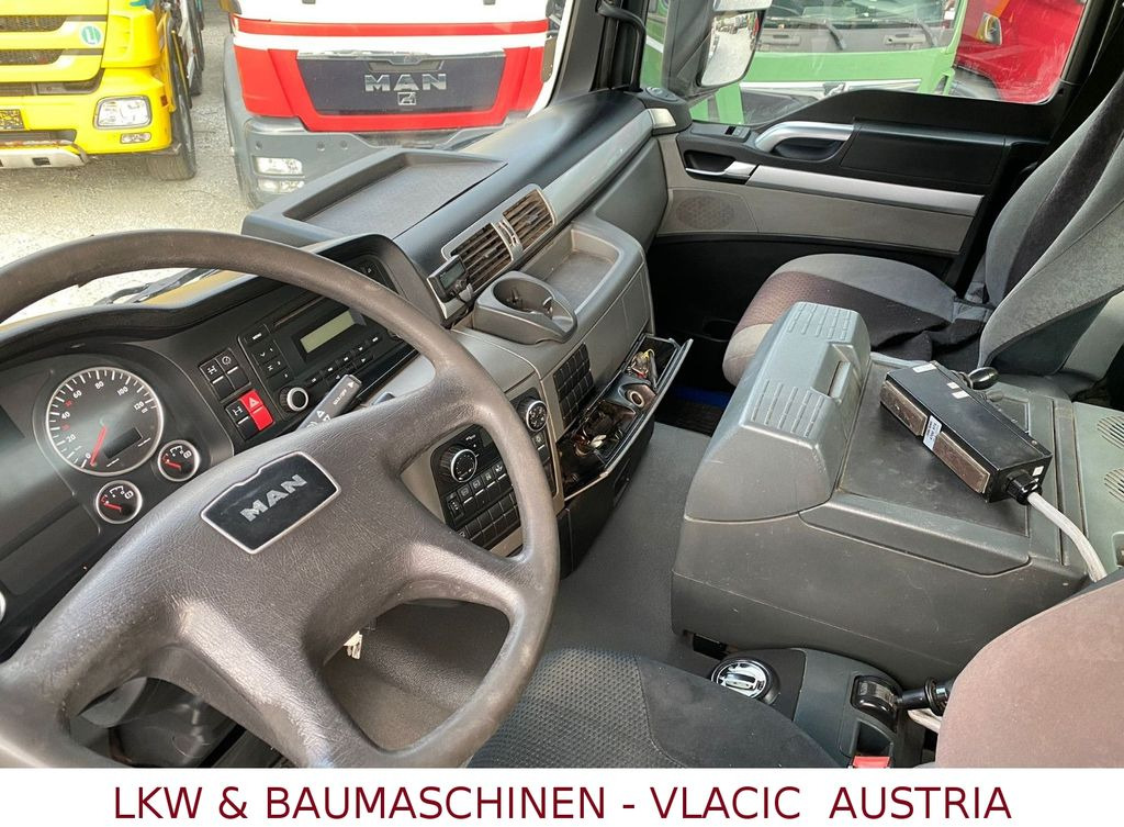 MAN TGS 33.440 (6x4) EEV Abrollkipper MAN TGS 33.440 (6x4) EEV Abrollkipper - Kamion sa hidrauličnom kukom: slika 5 MAN TGS 33.440 (6x4) EEV Abrollkipper MAN TGS 33.440 (6x4) EEV Abrollkipper - Kamion sa hidrauličnom kukom: slika 5