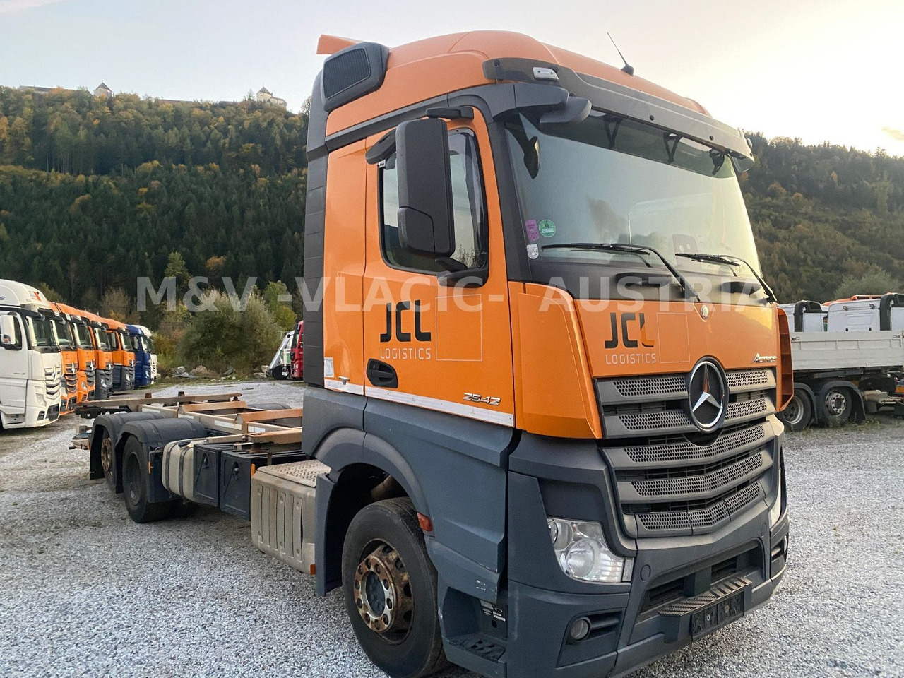 Mercedes-Benz 2542 - Kamion za prevoz kontejnera/ Kamion sa promenjivim sandukom: slika 1 Mercedes-Benz 2542 - Kamion za prevoz kontejnera/ Kamion sa promenjivim sandukom: slika 1