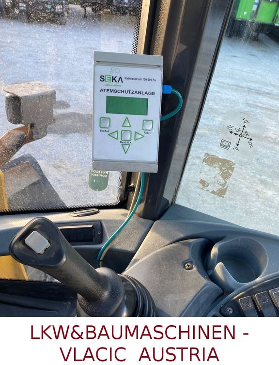 Utovarivač točkaš New Holland W190 B New Holland W190 B: slika 8