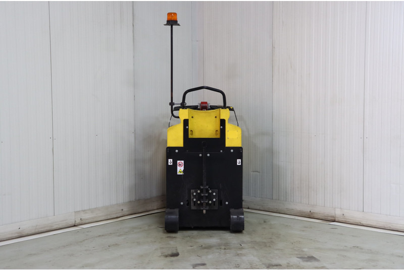 Hyster LO5.0T - Vučno vozilo: slika 3 Hyster LO5.0T - Vučno vozilo: slika 3