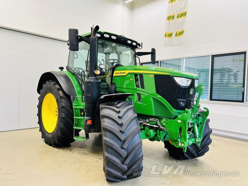 John Deere 6R 215 - Traktor: slika 2 John Deere 6R 215 - Traktor: slika 2