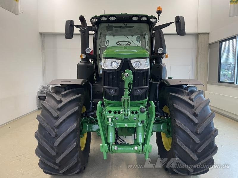 John Deere 6R 230 - Traktor: slika 4 John Deere 6R 230 - Traktor: slika 4