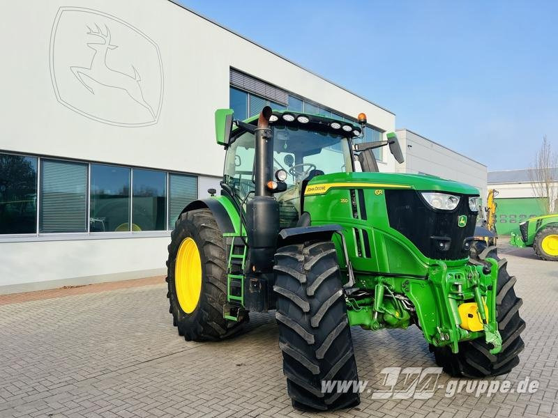 John Deere 6R 250 - Traktor: slika 1 John Deere 6R 250 - Traktor: slika 1