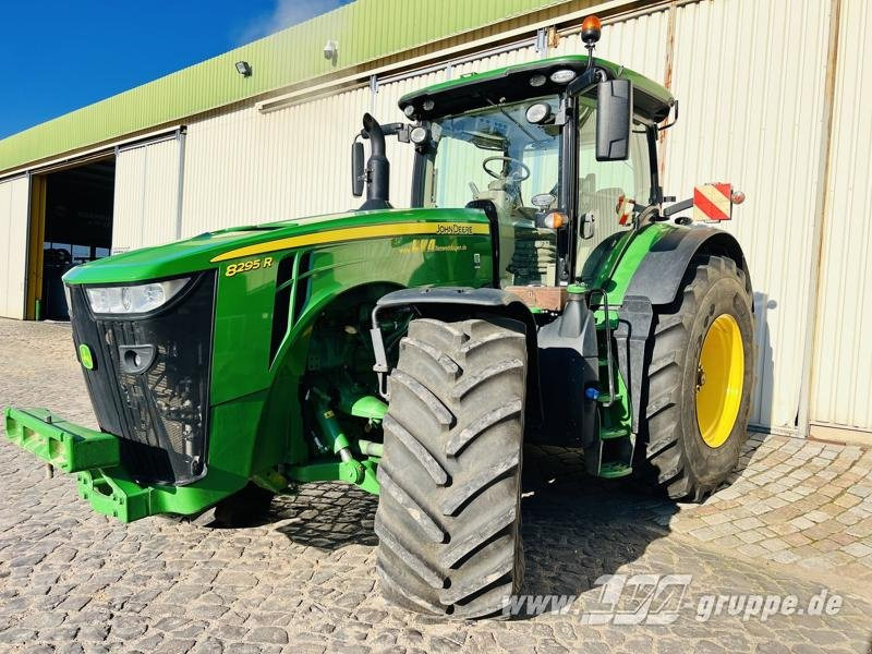 John Deere 8295R e23 PowerShift - Traktor: slika 1 John Deere 8295R e23 PowerShift - Traktor: slika 1