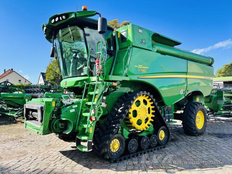 John Deere S790 - Kombinovani kombajn: slika 1 John Deere S790 - Kombinovani kombajn: slika 1