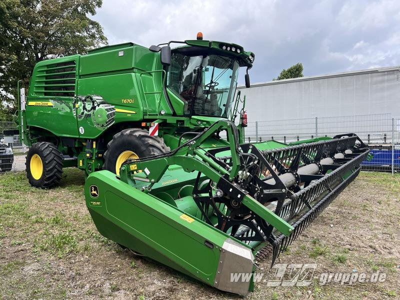 John Deere T670 i - Kombinovani kombajn: slika 2 John Deere T670 i - Kombinovani kombajn: slika 2