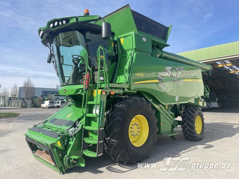 John Deere T670 i - Kombinovani kombajn: slika 4 John Deere T670 i - Kombinovani kombajn: slika 4