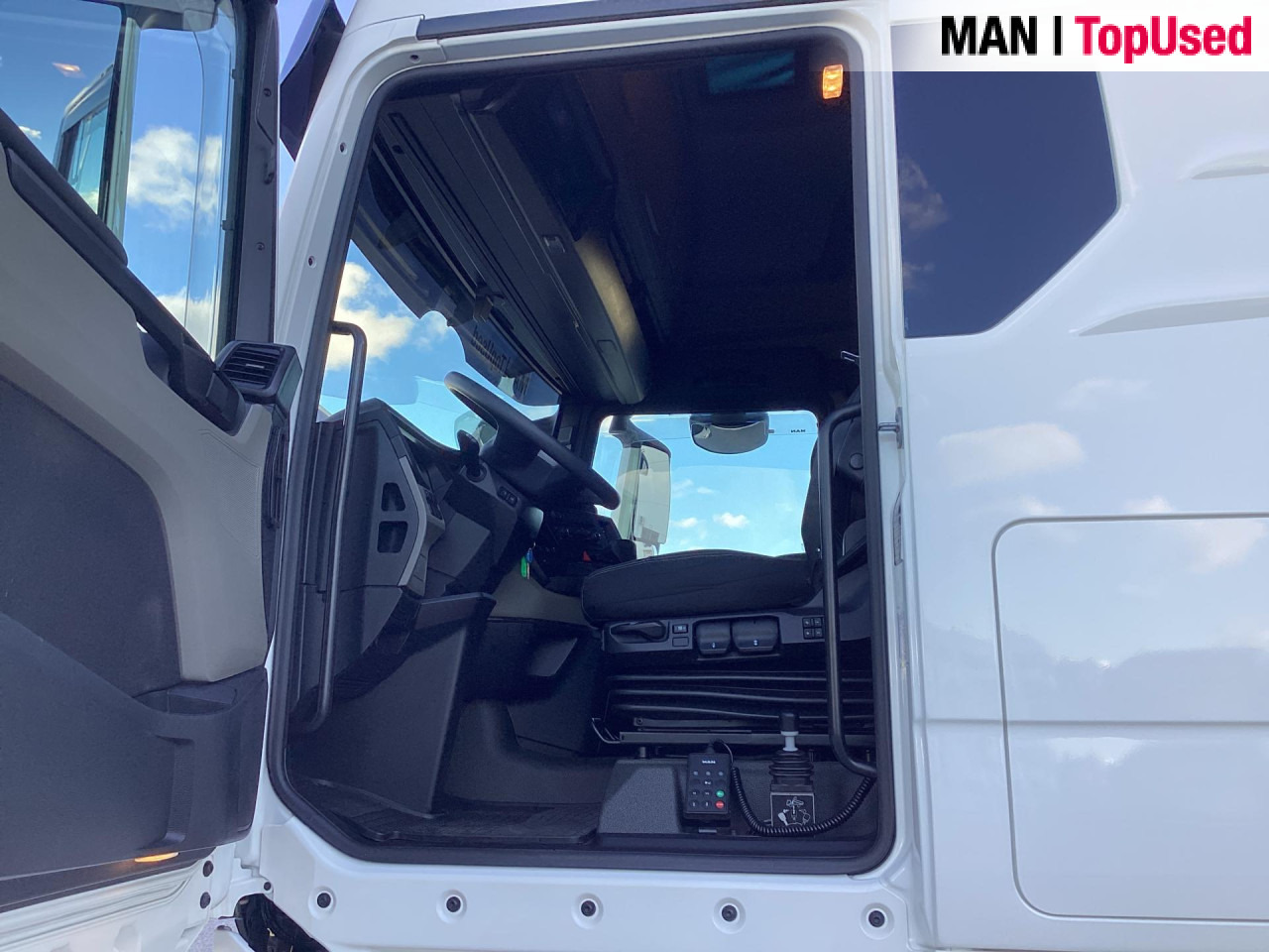 MAN TGX 18.520 4x2 BL SA - Tegljač: slika 4 MAN TGX 18.520 4x2 BL SA - Tegljač: slika 4