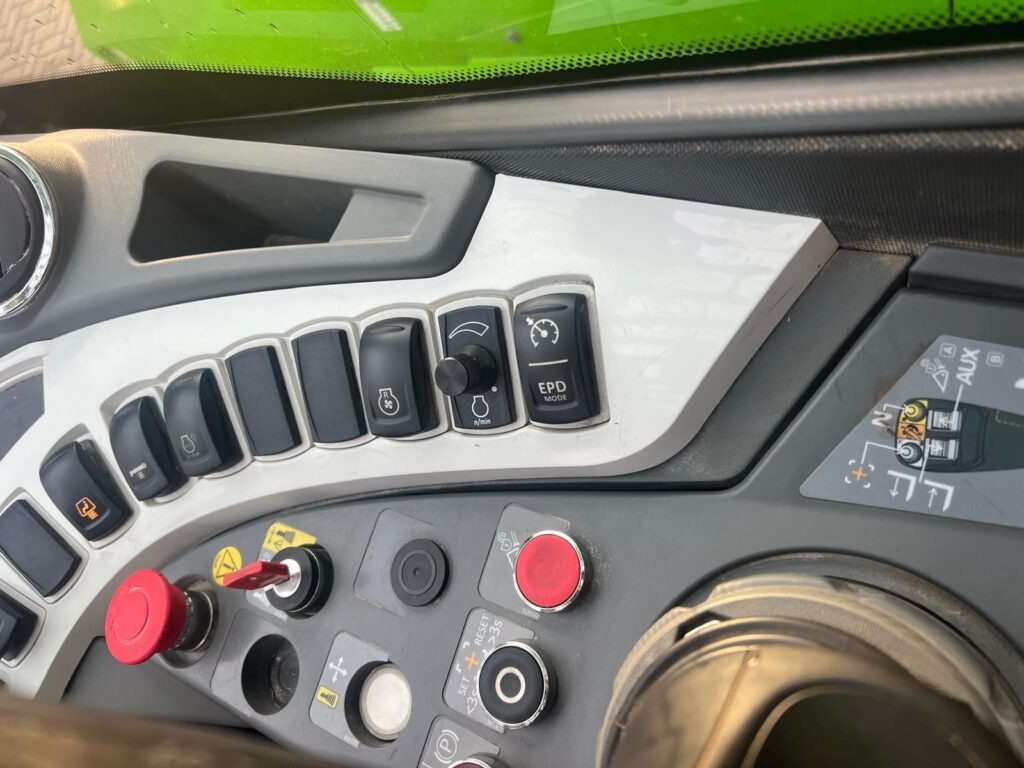 Teleskopski upravljač MERLO 65.9 TF: slika 7