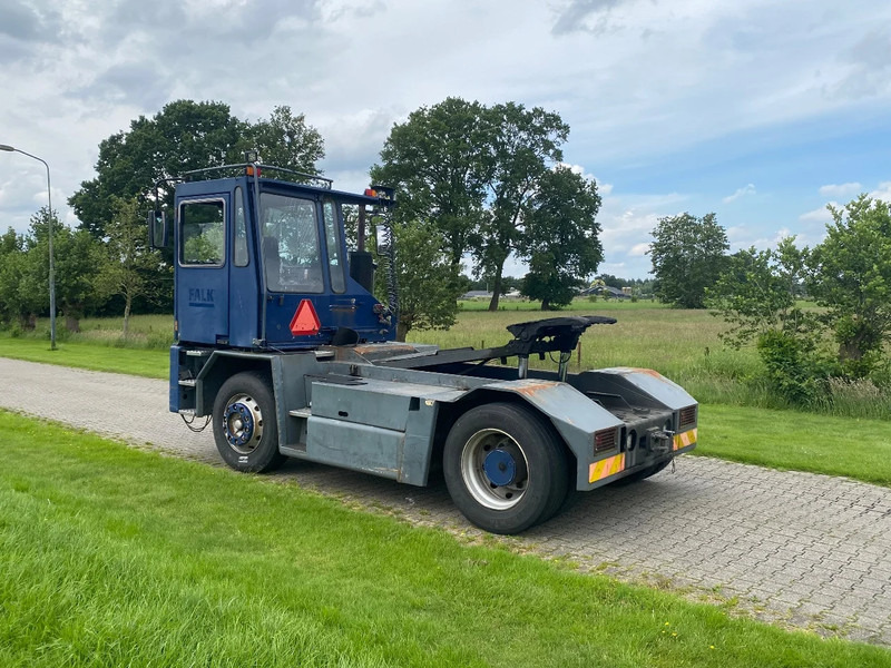 Terminalni traktor Sisu E TRX 182 | HYDROLIC | CENTRAL LUBRIGATION | NO RUST !!!: slika 6