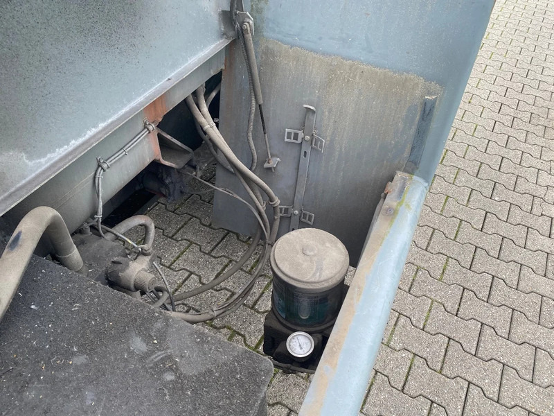 Terminalni traktor Sisu E TRX 182 | HYDROLIC | CENTRAL LUBRIGATION | NO RUST !!!: slika 12