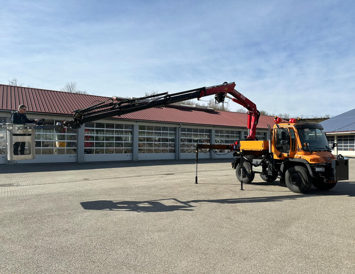 Unimog 400 - U400 405 25177 mit Wechselkran Merced - Korisno/ Posebno vozilo: slika 2 Unimog 400 - U400 405 25177 mit Wechselkran Merced - Korisno/ Posebno vozilo: slika 2
