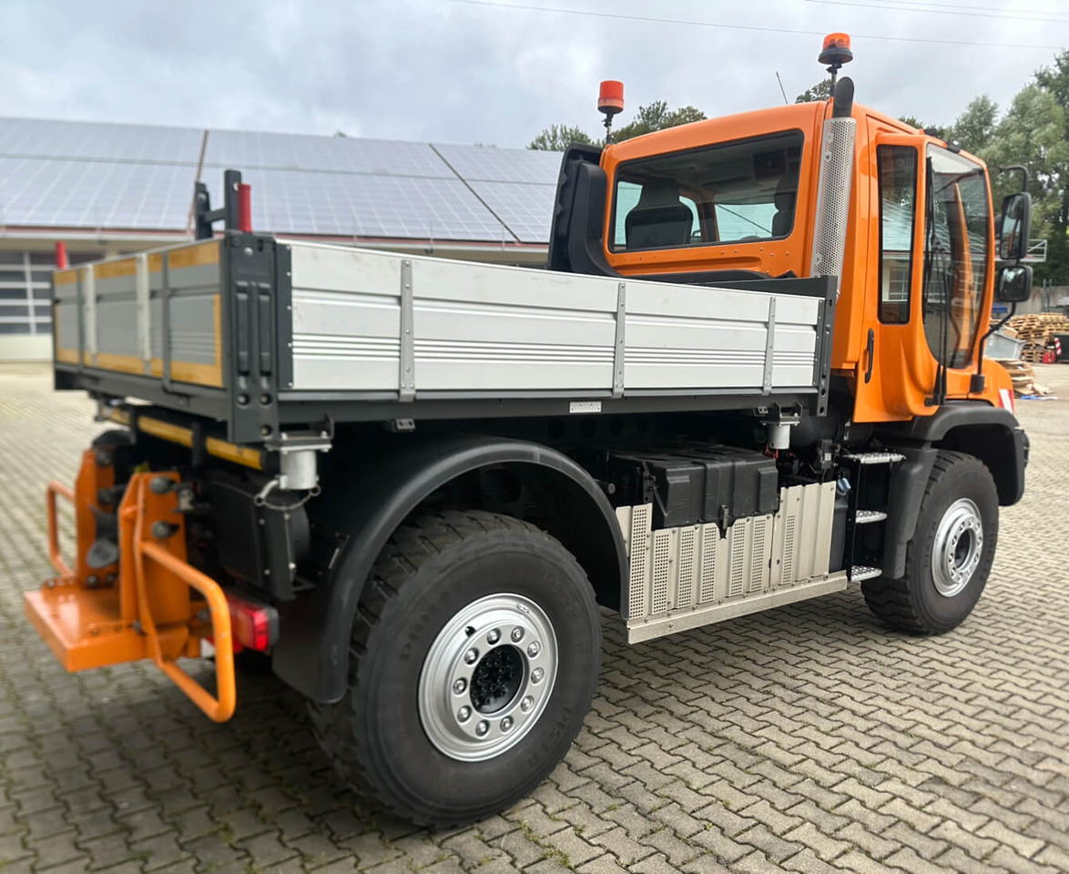 Unimog 530 - U530 405 44301 Mercedes Benz 405 - Korisno/ Posebno vozilo: slika 5 Unimog 530 - U530 405 44301 Mercedes Benz 405 - Korisno/ Posebno vozilo: slika 5