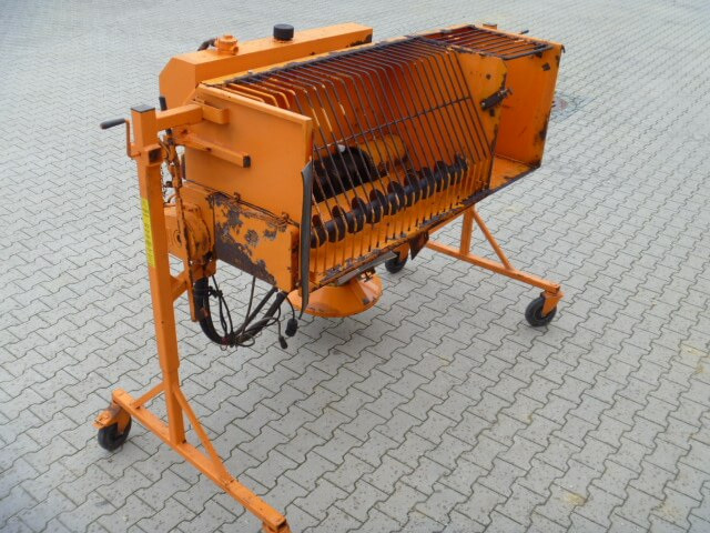 Unimog Salzstreuer Gmeiner DK WA 24V - Rasipač peska/ Soli: slika 3 Unimog Salzstreuer Gmeiner DK WA 24V - Rasipač peska/ Soli: slika 3