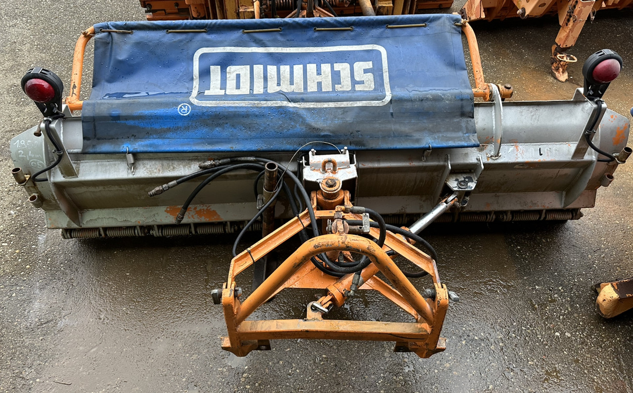 Unimog Schneepflug - Schneeschild Schmidt Micro - Raonik za sneg: slika 5 Unimog Schneepflug - Schneeschild Schmidt Micro - Raonik za sneg: slika 5