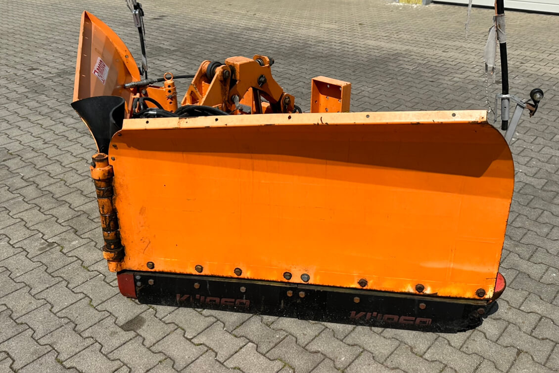 Unimog Schneepflug - Vario Rasco VERTUS 3.2 GB2X3 - Raonik za sneg: slika 2 Unimog Schneepflug - Vario Rasco VERTUS 3.2 GB2X3 - Raonik za sneg: slika 2