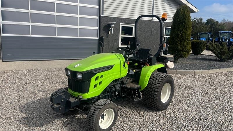 Avenger 26 Med frontvægt og MOMSFRI - Komunalni traktor: slika 2 Avenger 26 Med frontvægt og MOMSFRI - Komunalni traktor: slika 2