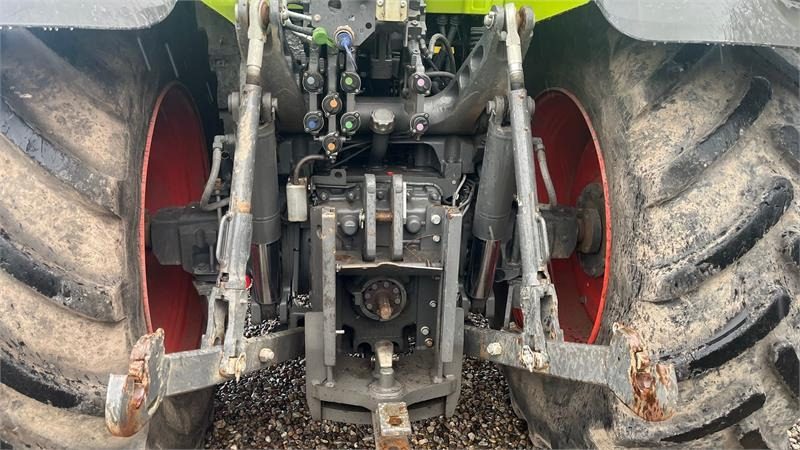 Claas Axion 830 Med frontlift  - Traktor: slika 5 Claas Axion 830 Med frontlift  - Traktor: slika 5