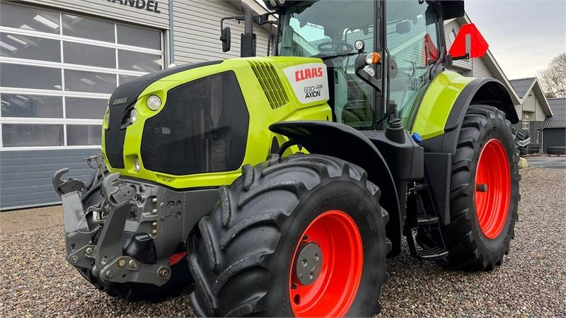 Traktor Claas Axion 830 Med frontlift. Velholdt traktor.: slika 9