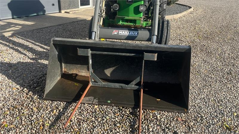 John Deere 2850 Med frontlæsser  - Traktor: slika 4 John Deere 2850 Med frontlæsser  - Traktor: slika 4