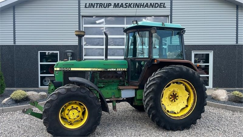 John Deere 3650 Med frontlift  - Traktor: slika 1 John Deere 3650 Med frontlift  - Traktor: slika 1