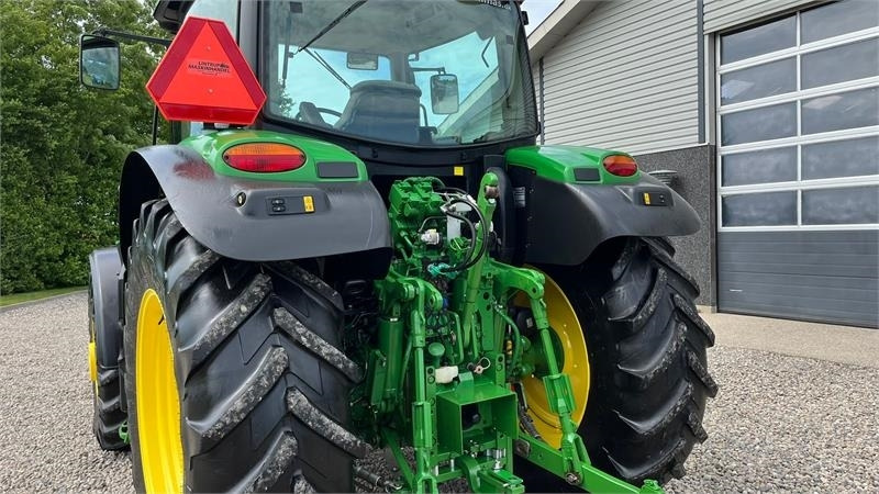John Deere 6135R Krybegear, frontlift, TLS Affjedret foraksel - Traktor: slika 3 John Deere 6135R Krybegear, frontlift, TLS Affjedret foraksel - Traktor: slika 3