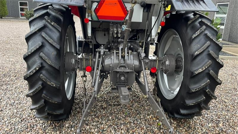 Massey Ferguson 375 DEN ER SOM NY! Hi-Line model med fyldt service  - Traktor: slika 4 Massey Ferguson 375 DEN ER SOM NY! Hi-Line model med fyldt service  - Traktor: slika 4