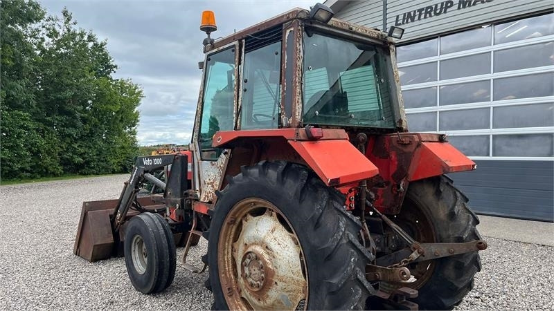 Traktor Massey Ferguson 690 Speedshift med frontlæsser: slika 6