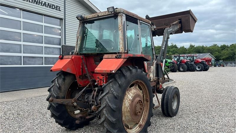 Traktor Massey Ferguson 690 Speedshift med frontlæsser: slika 12