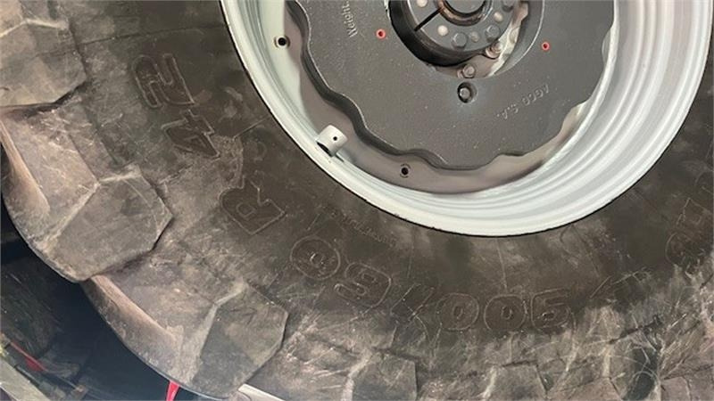 Massey Ferguson 8740S DYNA VT EXCLUSIVE DK fuld udstyret traktor. - Traktor: slika 4 Massey Ferguson 8740S DYNA VT EXCLUSIVE DK fuld udstyret traktor. - Traktor: slika 4