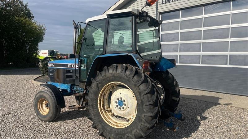 New Holland 5640 SL Dualpower - Traktor: slika 3 New Holland 5640 SL Dualpower - Traktor: slika 3