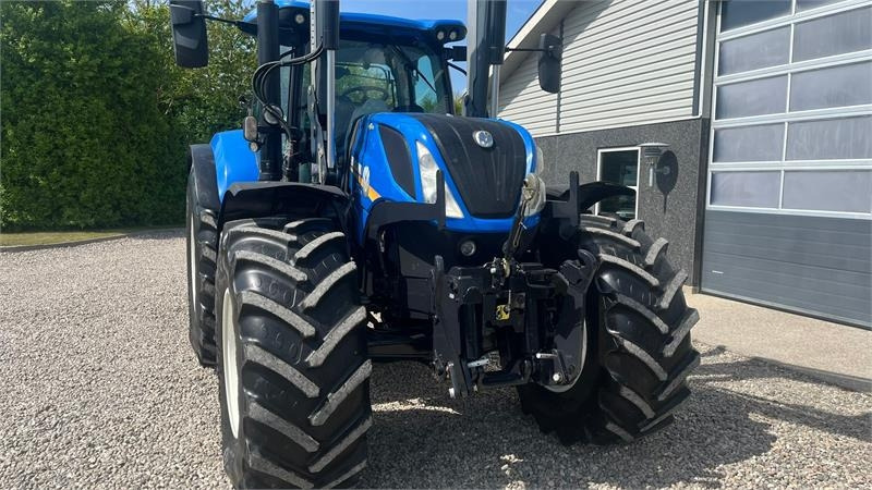 Traktor New Holland T7.270 AC med frontlift og frontlæsser: slika 23