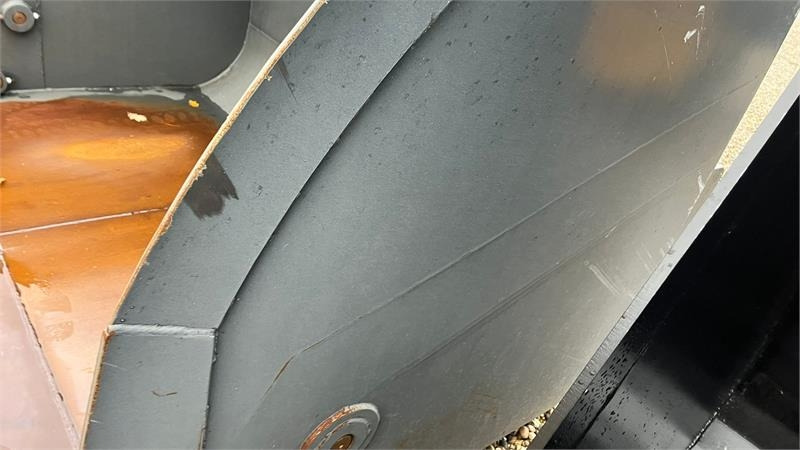 Volvo 5m3 Rauakoda Højtip skovl Rauakoda 5m3 højtip skov - Poljoprivredna mašina: slika 5 Volvo 5m3 Rauakoda Højtip skovl Rauakoda 5m3 højtip skov - Poljoprivredna mašina: slika 5