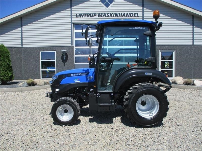 Solis 26 HST med kabine og Industrihjul - Traktor: slika 1 Solis 26 HST med kabine og Industrihjul - Traktor: slika 1