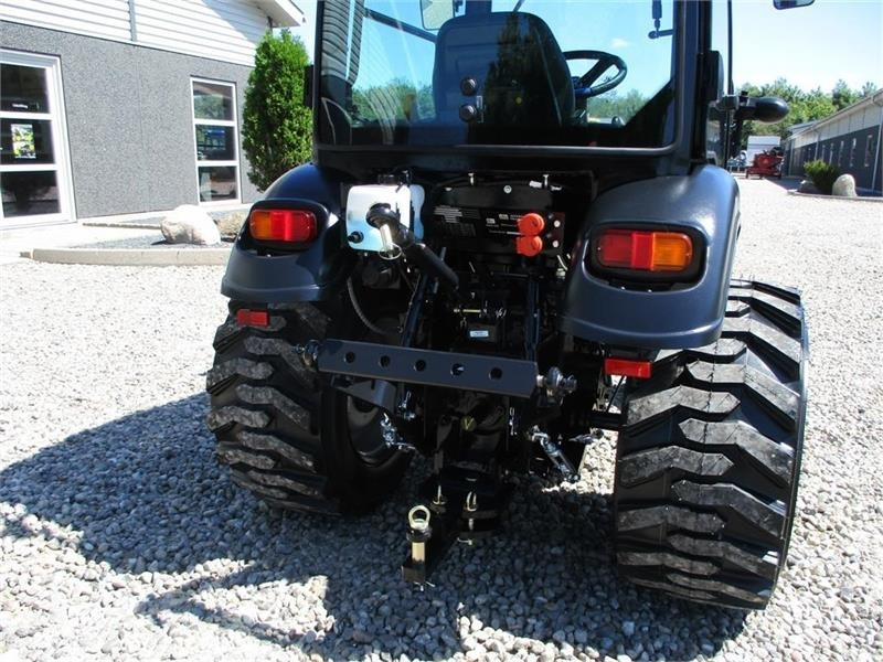 Solis 26 HST med kabine og Industrihjul - Traktor: slika 4 Solis 26 HST med kabine og Industrihjul - Traktor: slika 4