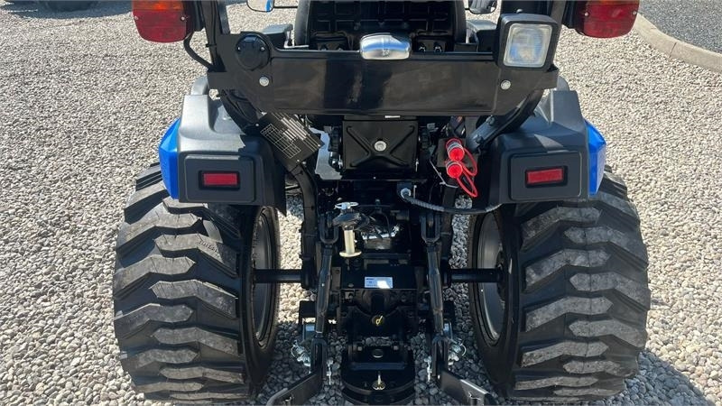 Solis H26 HST Hydrostat. Industrihjul - Komunalni traktor: slika 4 Solis H26 HST Hydrostat. Industrihjul - Komunalni traktor: slika 4