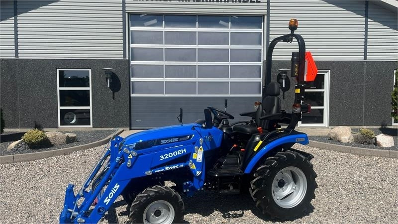 Traktor Solis H26 HST Med Frontlæsser: slika 1