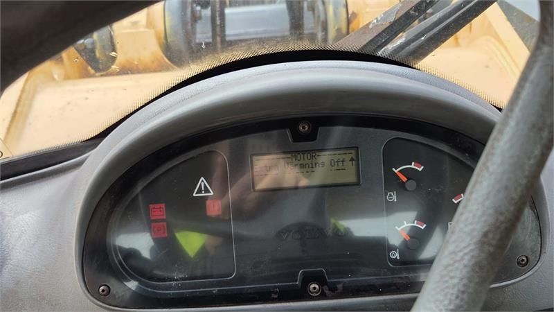 Volvo 330D med skovl - Utovarivač točkaš: slika 5 Volvo 330D med skovl - Utovarivač točkaš: slika 5