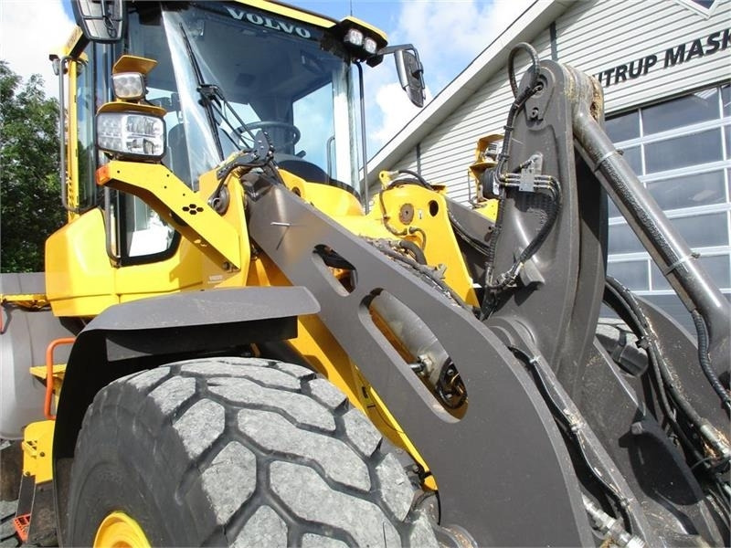 Lizing Volvo L 90 H Årg 9.2021, CDC, BSS, DK-Maskine med fuld V Volvo L 90 H Årg 9.2021, CDC, BSS, DK-Maskine med fuld V: slika 15 Lizing Volvo L 90 H Årg 9.2021, CDC, BSS, DK-Maskine med fuld V Volvo L 90 H Årg 9.2021, CDC, BSS, DK-Maskine med fuld V: slika 15