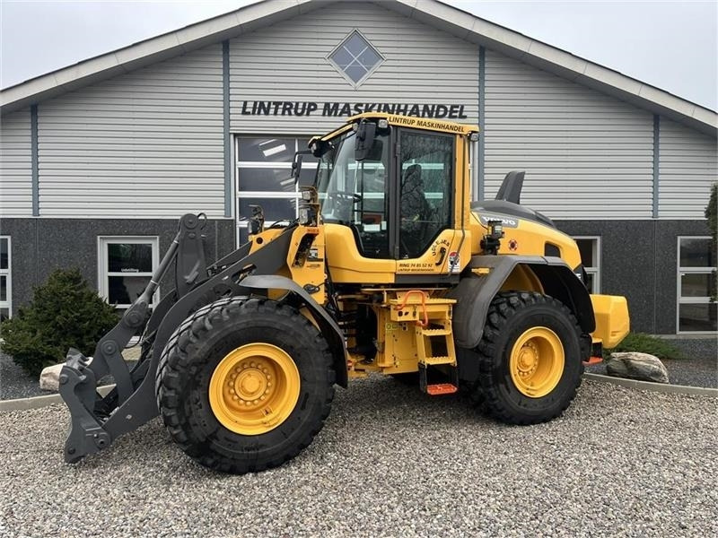 Volvo L90H Dansk-maskine, med alt udstyr på. CDC, BSS, - Utovarivač točkaš: slika 1 Volvo L90H Dansk-maskine, med alt udstyr på. CDC, BSS, - Utovarivač točkaš: slika 1