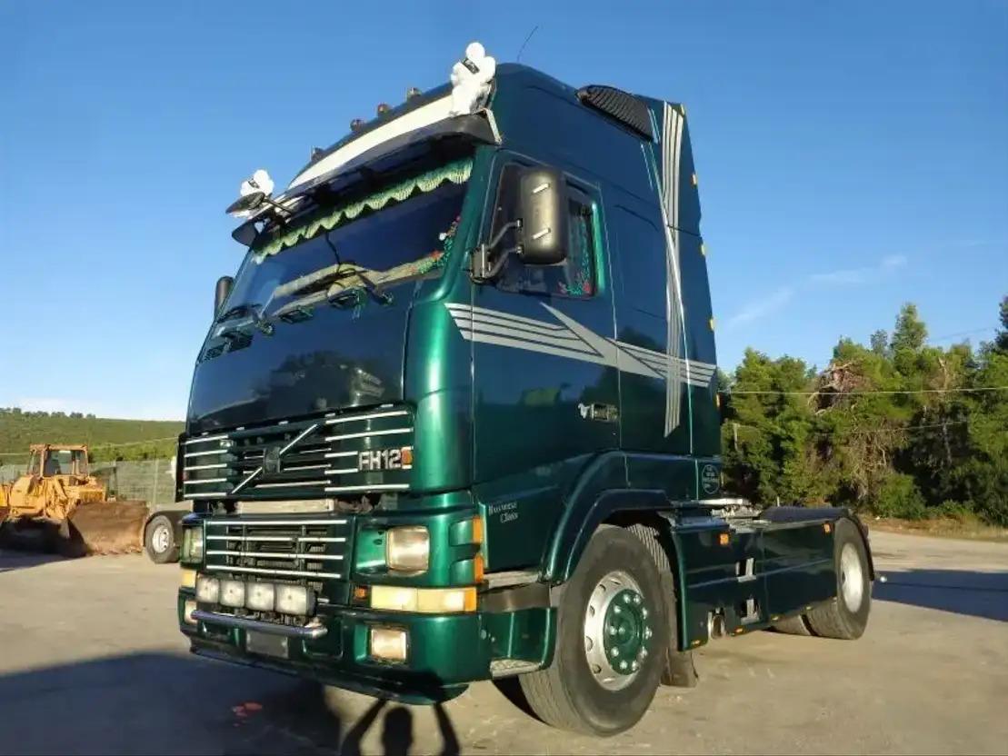 Volvo FH 12.420 Volvo FH12.420 4X2 - Tegljač: slika 1 Volvo FH 12.420 Volvo FH12.420 4X2 - Tegljač: slika 1