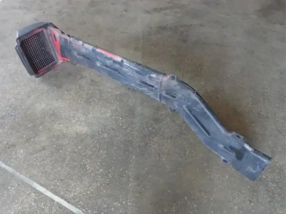 Volvo AIR Filter Volvo F Serie - Kabina i enterijer za Kamion: slika 1 Volvo AIR Filter Volvo F Serie - Kabina i enterijer za Kamion: slika 1