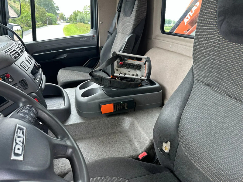 Kamion sa kablovskim sistemom, Kamion sa dizalicom DAF CF 370 EURO6!!6x2!KRAAN/KRAN/KABEL/ABROLLKIPPER!!2014!!: slika 16