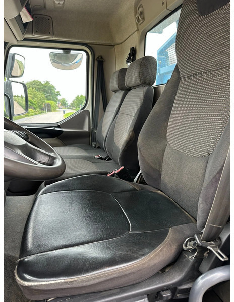 Kamion za utovaranje kontejnera DAF LF 310 Portaalarm/ ABSETZKIPPER!!AIRCO/KLIMA/EURO6!: slika 9