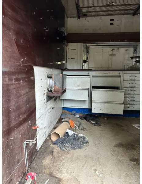 Kamion sa hidrauličnom kukom DAF LF 45 180!! HAAKARM/CONTAINER!!MOBILE WORKSHOP!!: slika 12 Kamion sa hidrauličnom kukom DAF LF 45 180!! HAAKARM/CONTAINER!!MOBILE WORKSHOP!!: slika 12