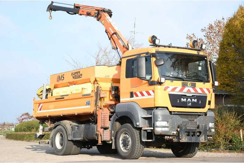 MAN TGS 18.320 4x4!! KRAN/!!!WINTERDIENST/DREISEITENKIPPER!!KOMMUNAL/KLIMA!! - Istovarivač, Kamion sa dizalicom: slika 1 MAN TGS 18.320 4x4!! KRAN/!!!WINTERDIENST/DREISEITENKIPPER!!KOMMUNAL/KLIMA!! - Istovarivač, Kamion sa dizalicom: slika 1