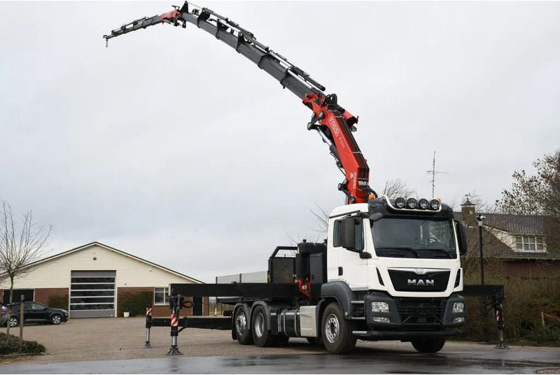 MAN TGS 26.400 6X2!!27dkm!!2017TRUCK/TRACTOR HEAD/FASSI 60TM/FLY-JIB! WINCH/LIER!ROOF/DACH!!MANUTENTION!! - Kamion sa dizalicom: slika 4 MAN TGS 26.400 6X2!!27dkm!!2017TRUCK/TRACTOR HEAD/FASSI 60TM/FLY-JIB! WINCH/LIER!ROOF/DACH!!MANUTENTION!! - Kamion sa dizalicom: slika 4