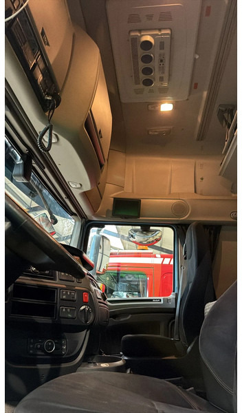 DAF XF 530 FTN CRANE/GRUE/KRAN FASSI 54 TM!! - Tegljač: slika 4 DAF XF 530 FTN CRANE/GRUE/KRAN FASSI 54 TM!! - Tegljač: slika 4